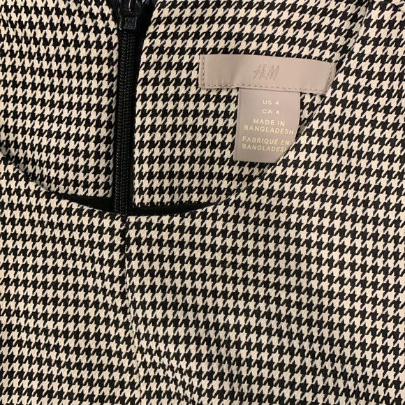 Dress - Picture 7 of 7